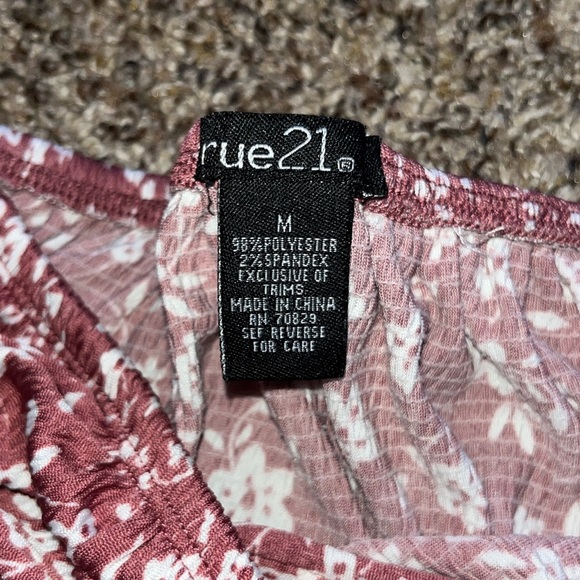 size M rue 21 crop top! - Picture 3 of 3